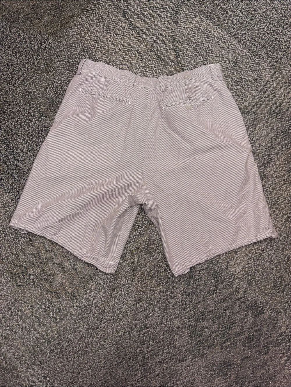 Banana Republic Brown Beige Micro Stripe Casual Cotton Shorts Men’s Sz 33. No Fl